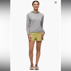 Cotopaxi Women’s Sombra Sun Hoodie UPF Shirt in Smoke Gray M